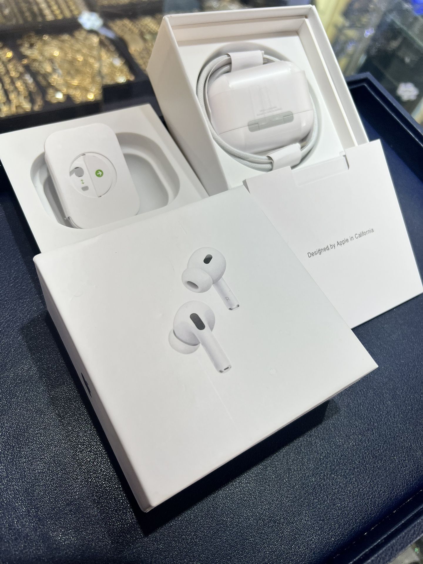 AirPods New! $25 Nuevos