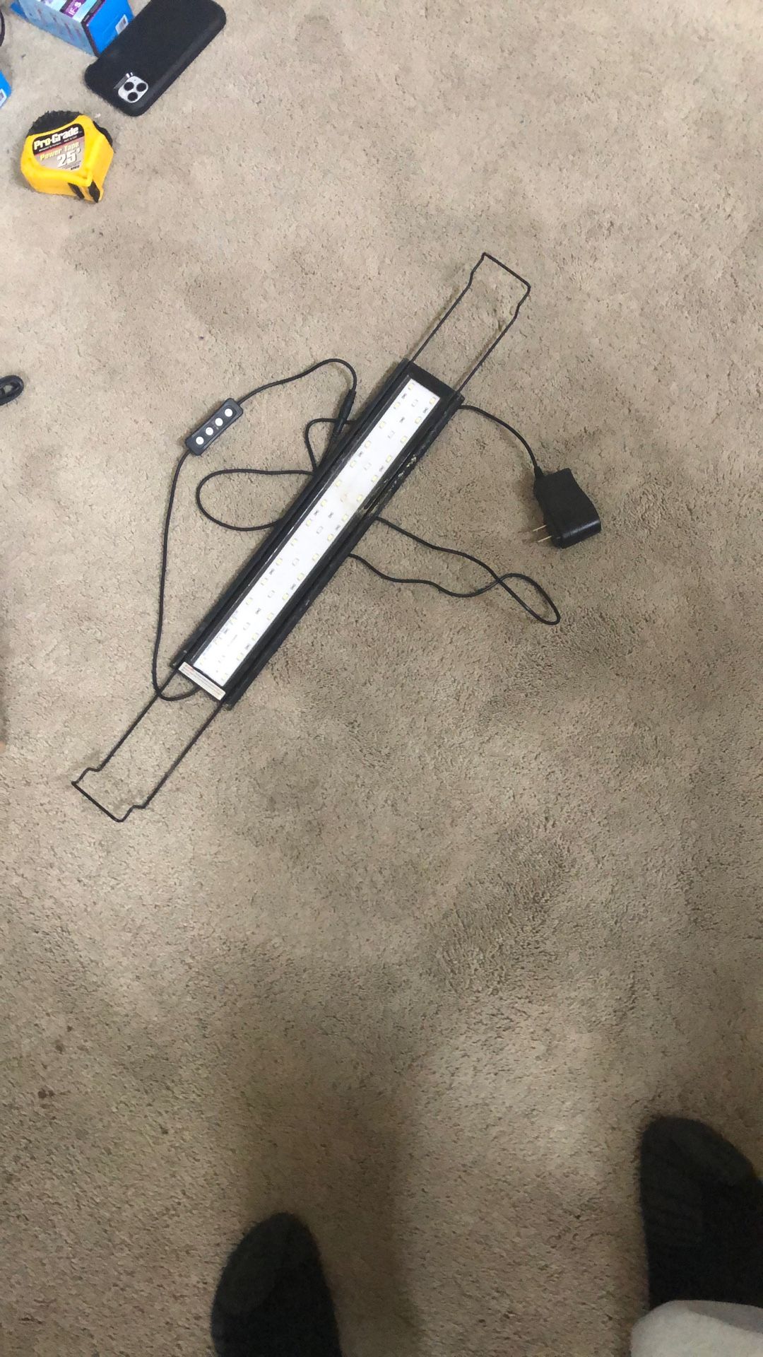 Hugger 16” Multicolored LED Fish Tank Light