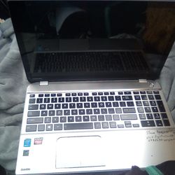 Toshiba Satellite Laptop "New"