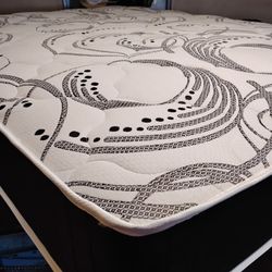 Queen Mattresses For Sale 