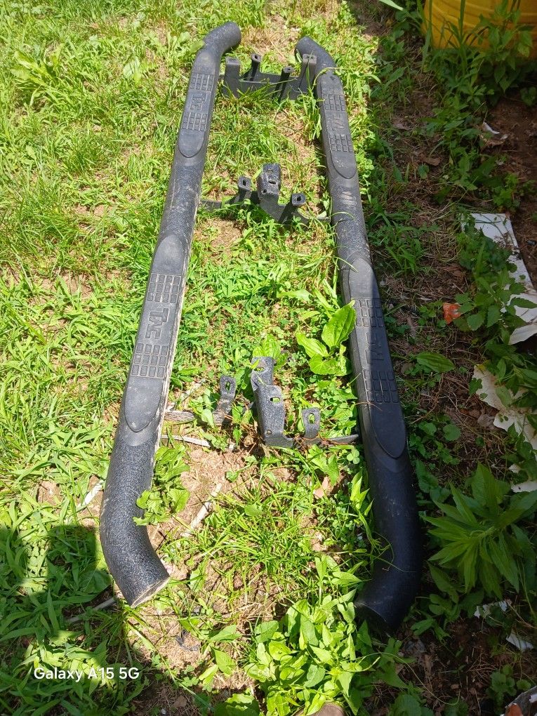 Running Boards For a Toyota 4runner