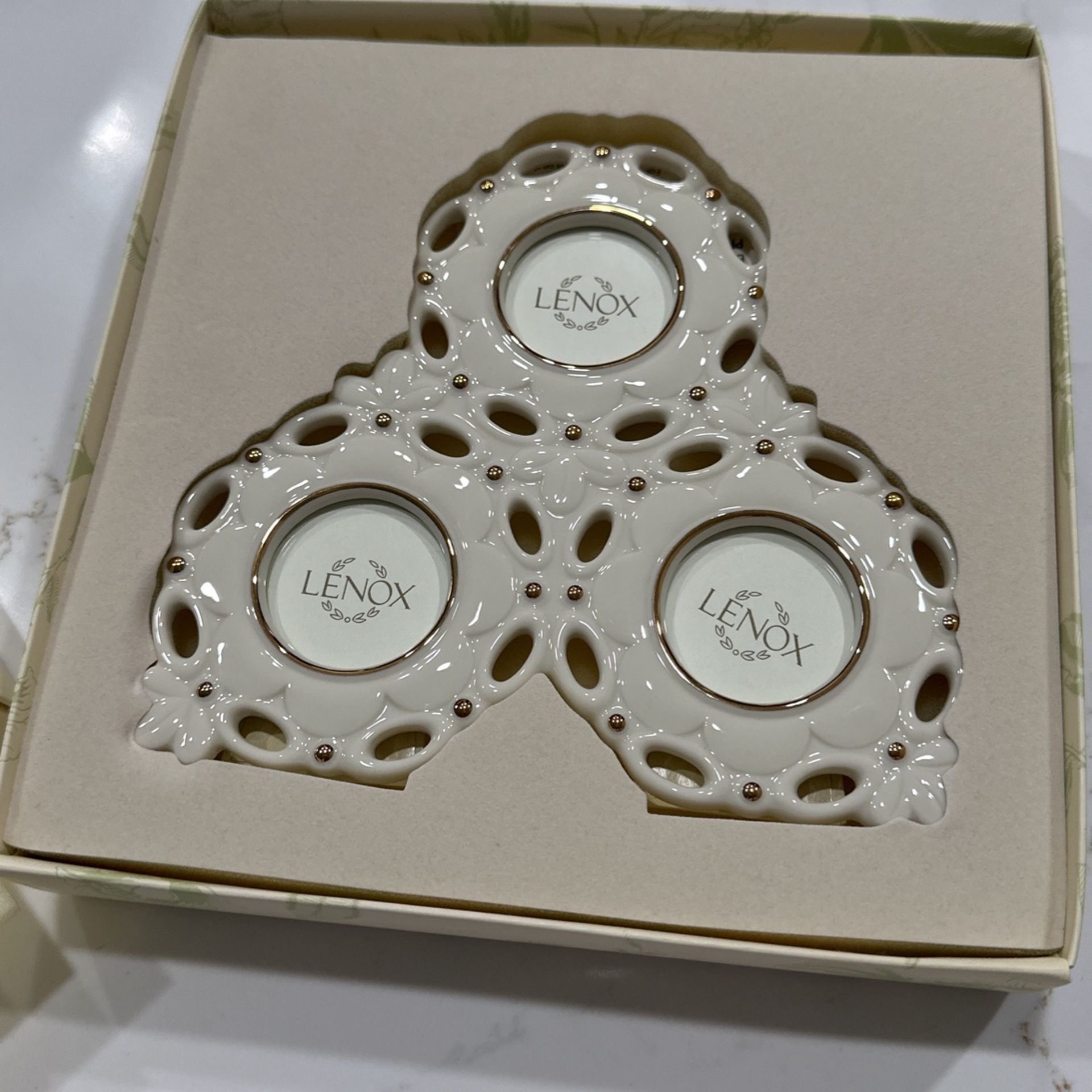 Cluster Frame Lenox