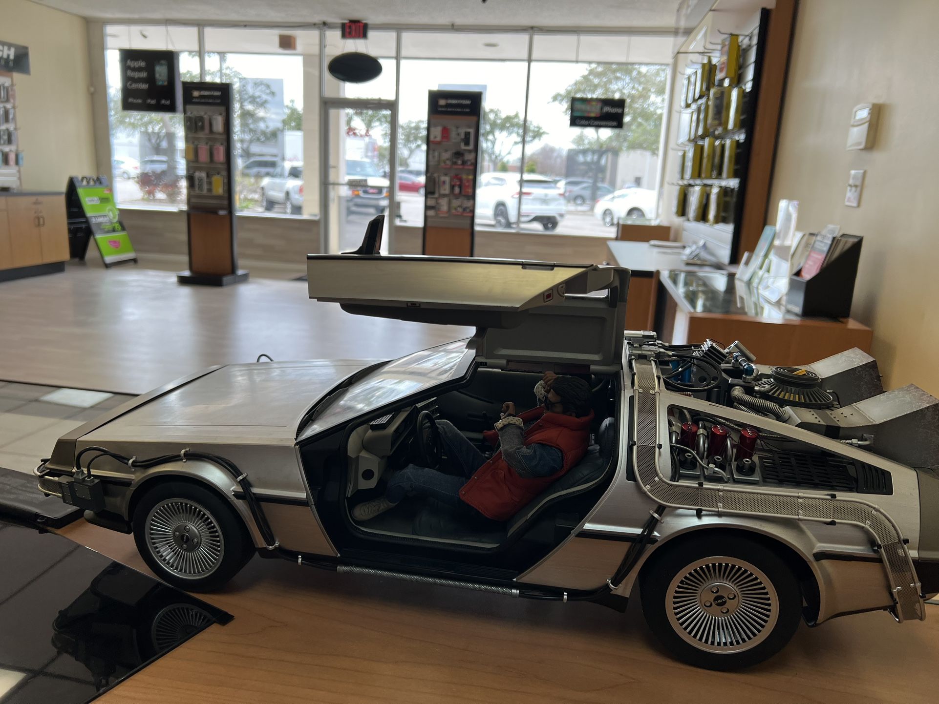 Rare Antique Japanese Hot Toys 1:6th Scale Back To The Future Delorean Time Machine With McFly