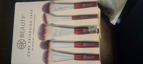 Makeup Brushes