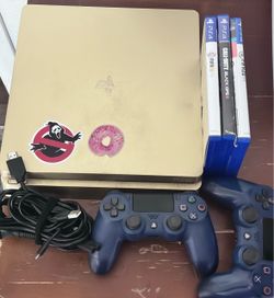 PS4
