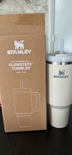 Stanley The Quencher H2.0 Flowstate Tumbler 40 Oz Soft matte/Dune for Sale  in West Covina, CA - OfferUp