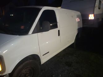 1999 Chevy W/ Tow Package