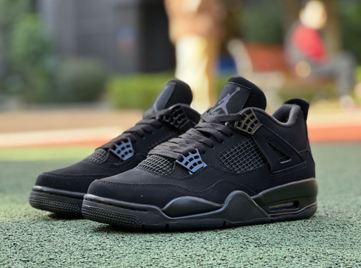 Jordan 4 Black Cats