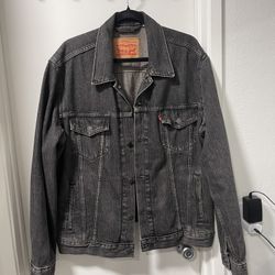 Levi’s Denim Trucker Jacket 