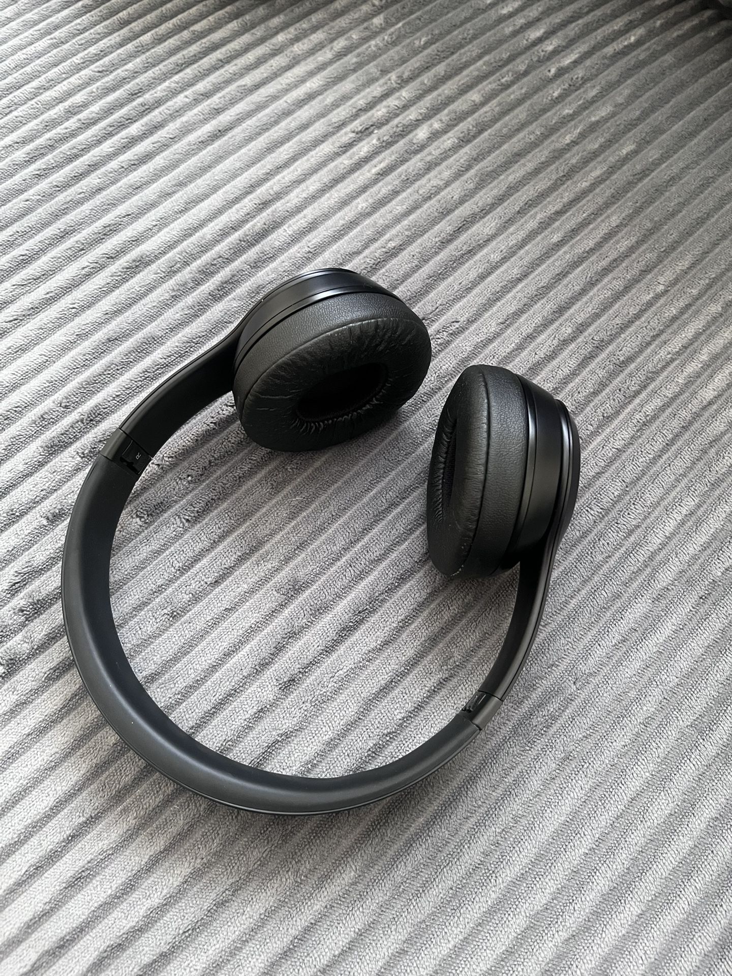 Beats Solo3 Wireless headphones