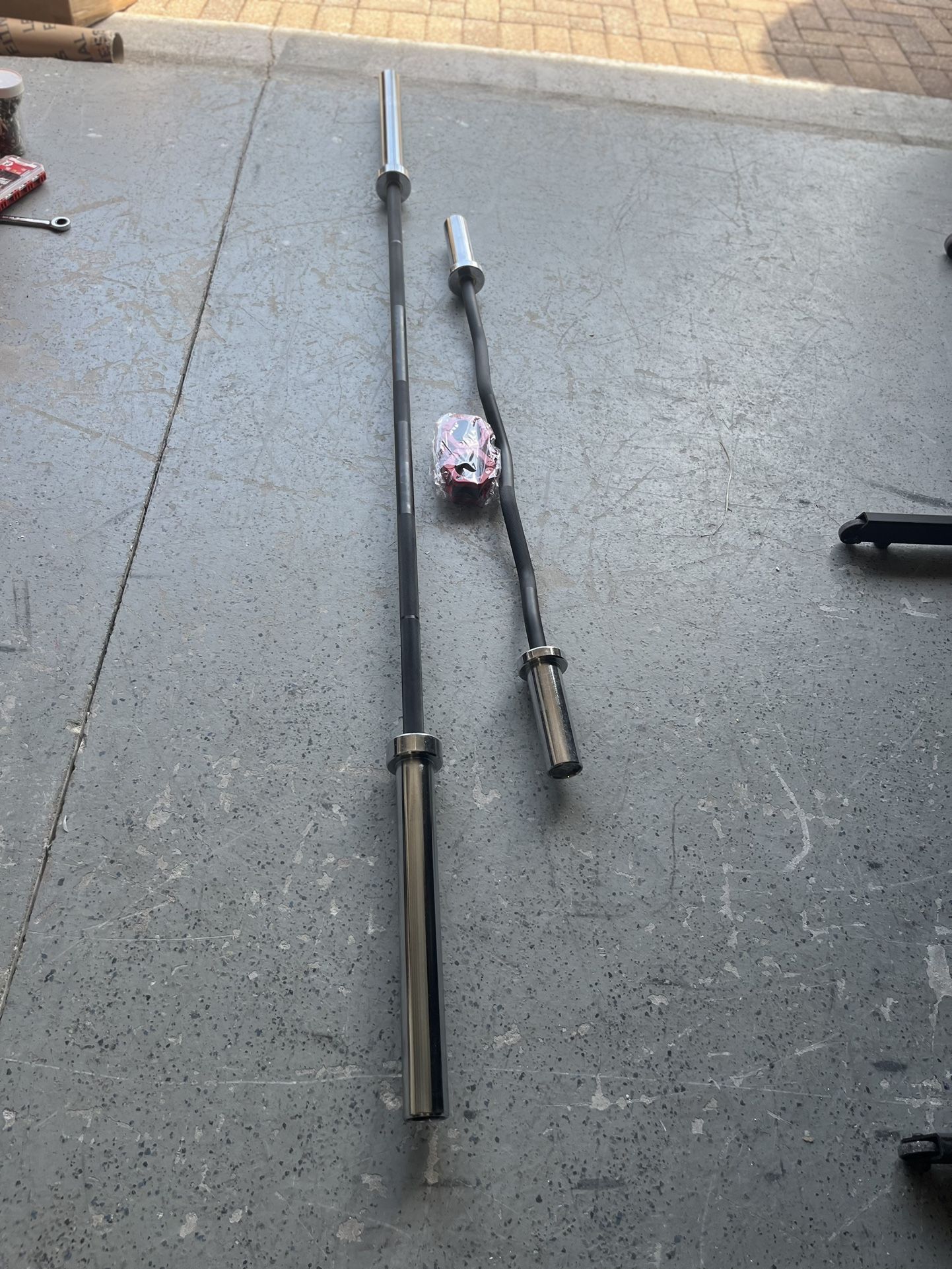 Set Barbells  Ez bar 90$ Olympic Bar 120$ Clips 15$ Together 200$