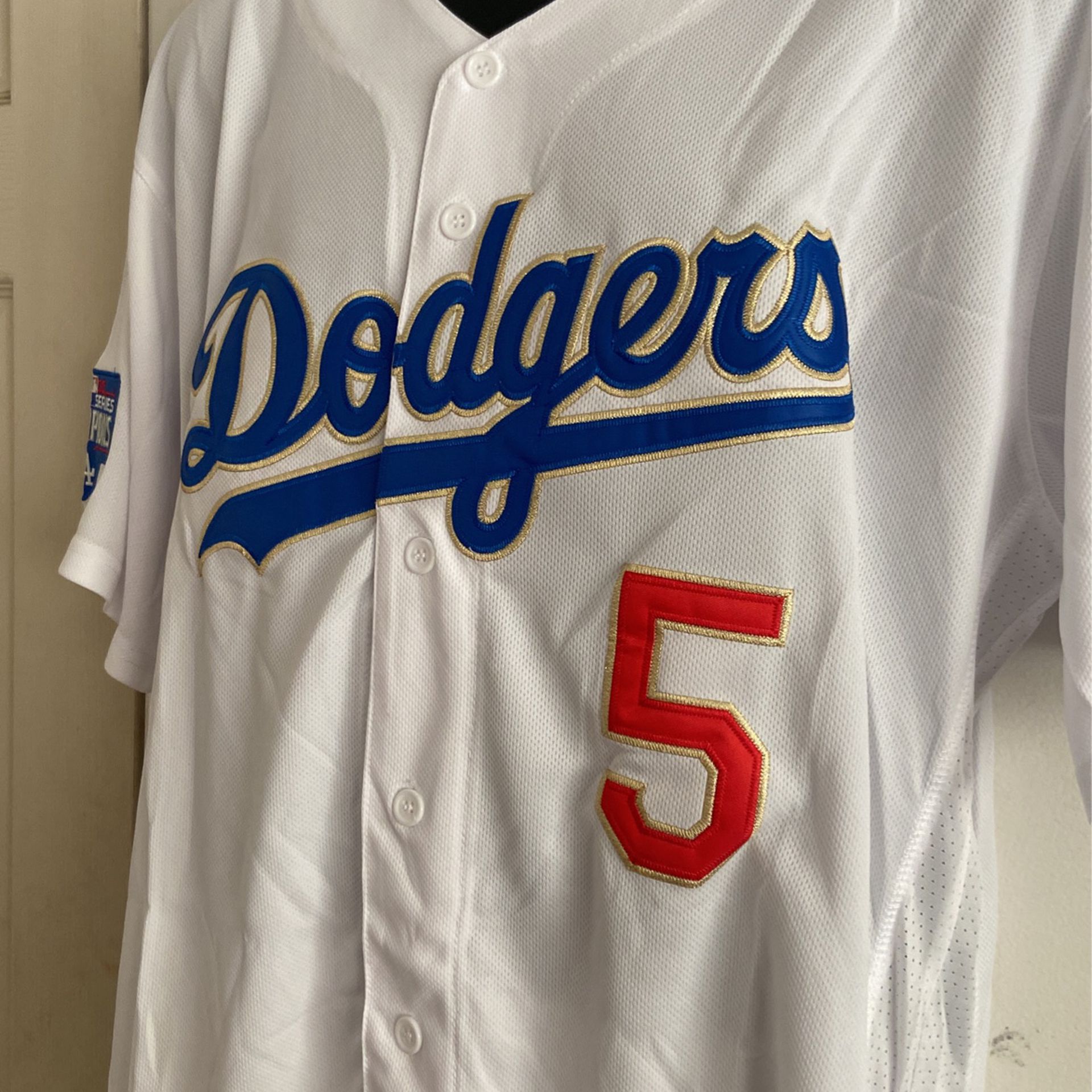 Dodgers Seager jersey m/l for Sale in Cypress, CA - OfferUp