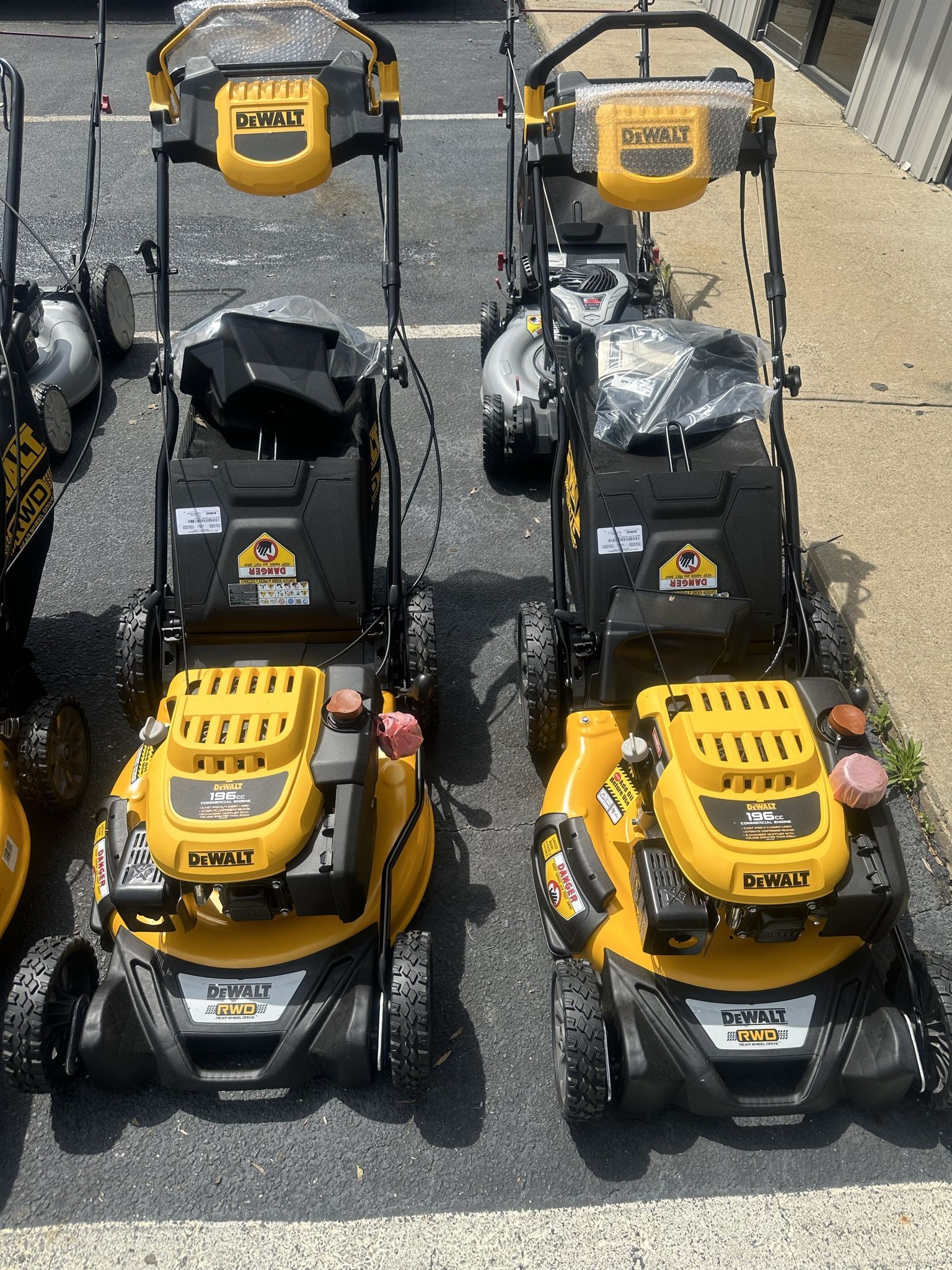 Dewalt Gas Lawnmowers