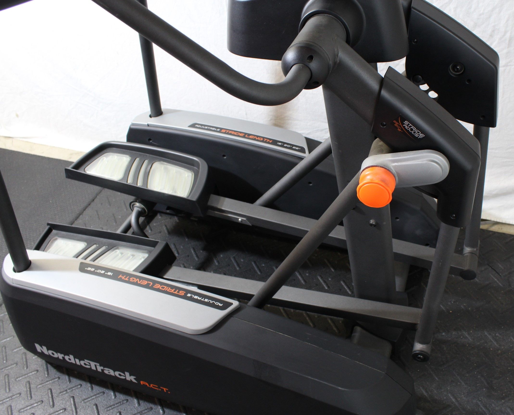 NordicTrack A.C.T. Elliptical Cross Trainer Exercise Workout