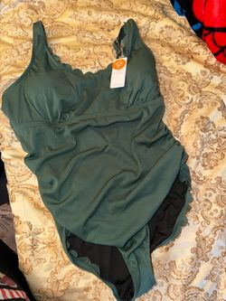 New green bathing suits / swimsuits size 2 X