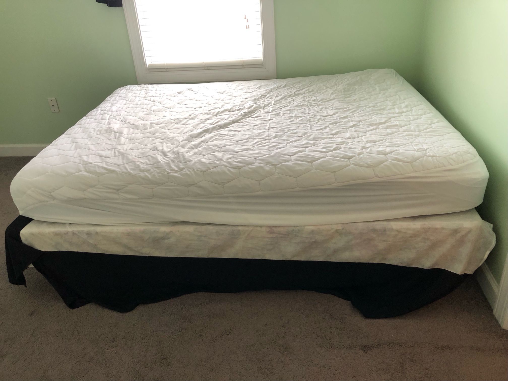 Full Size Mattress, Boxspring & Frame