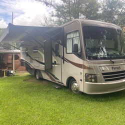 2017 Coachmen pursuit 27KB