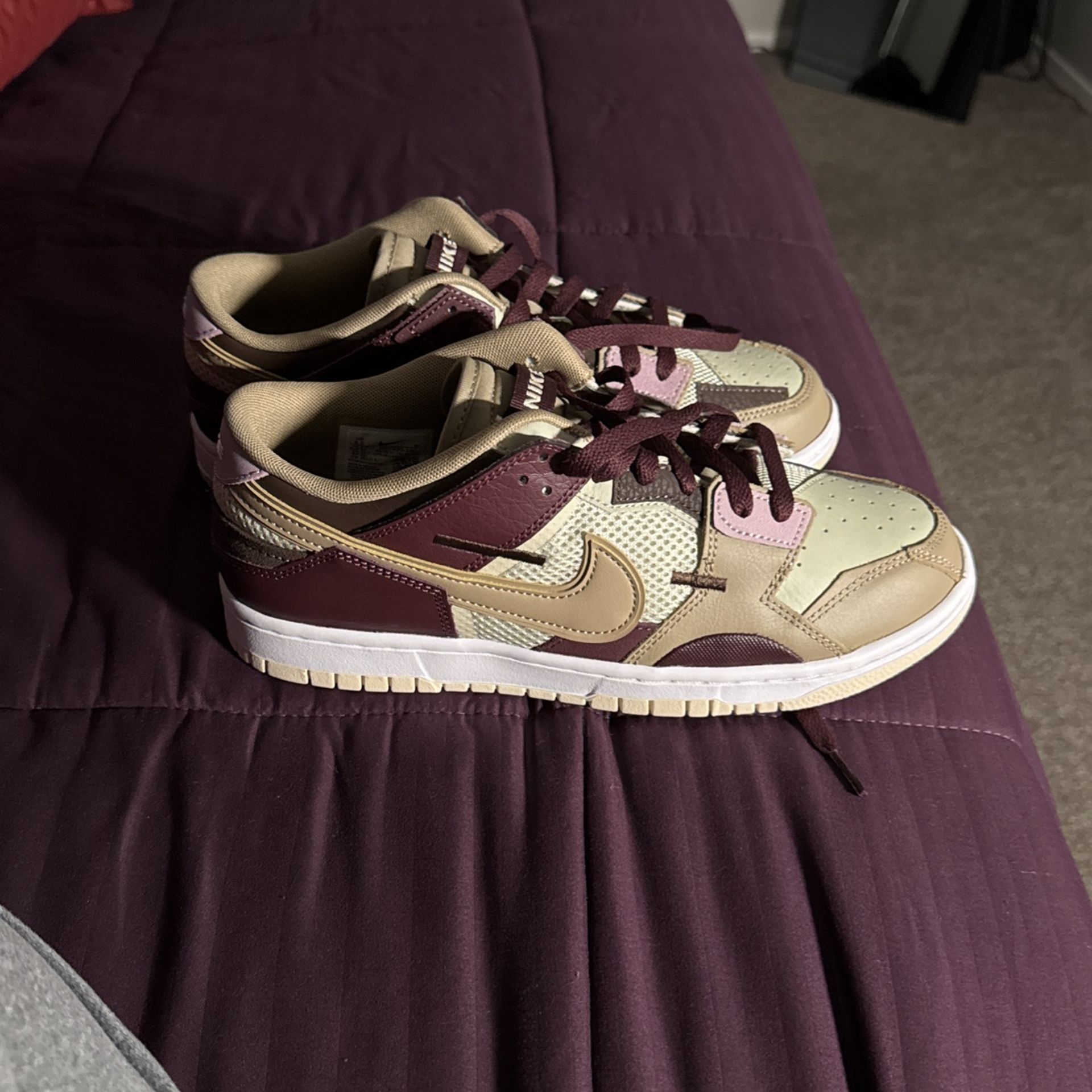 Dunks Size 8.5 
