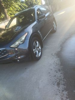 Infiniti FX 35 Dark Gray