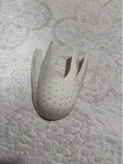 Crease protectors