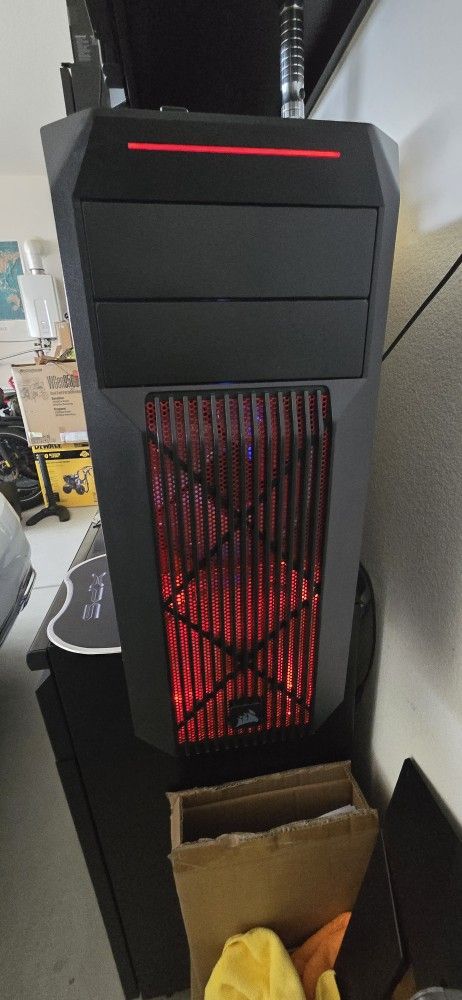 Corsair Carbide Spec-02 Red LED Mid-Tower Gaming PC