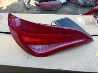 Left tail light for 2016 Mercedes Benz cla250 tail light