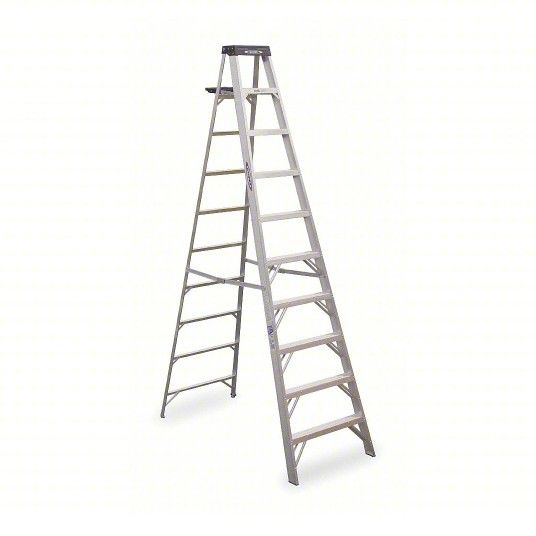 WERNER 10 Ft. Stepladder: Aluminum