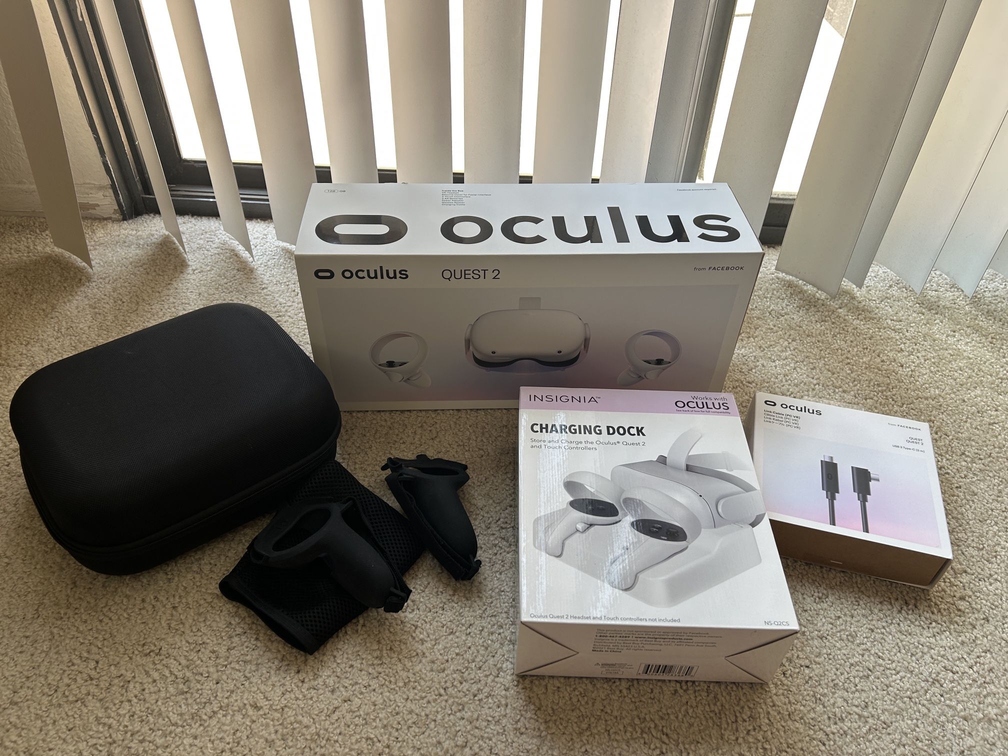 Oculus Quest 2 And Accessories