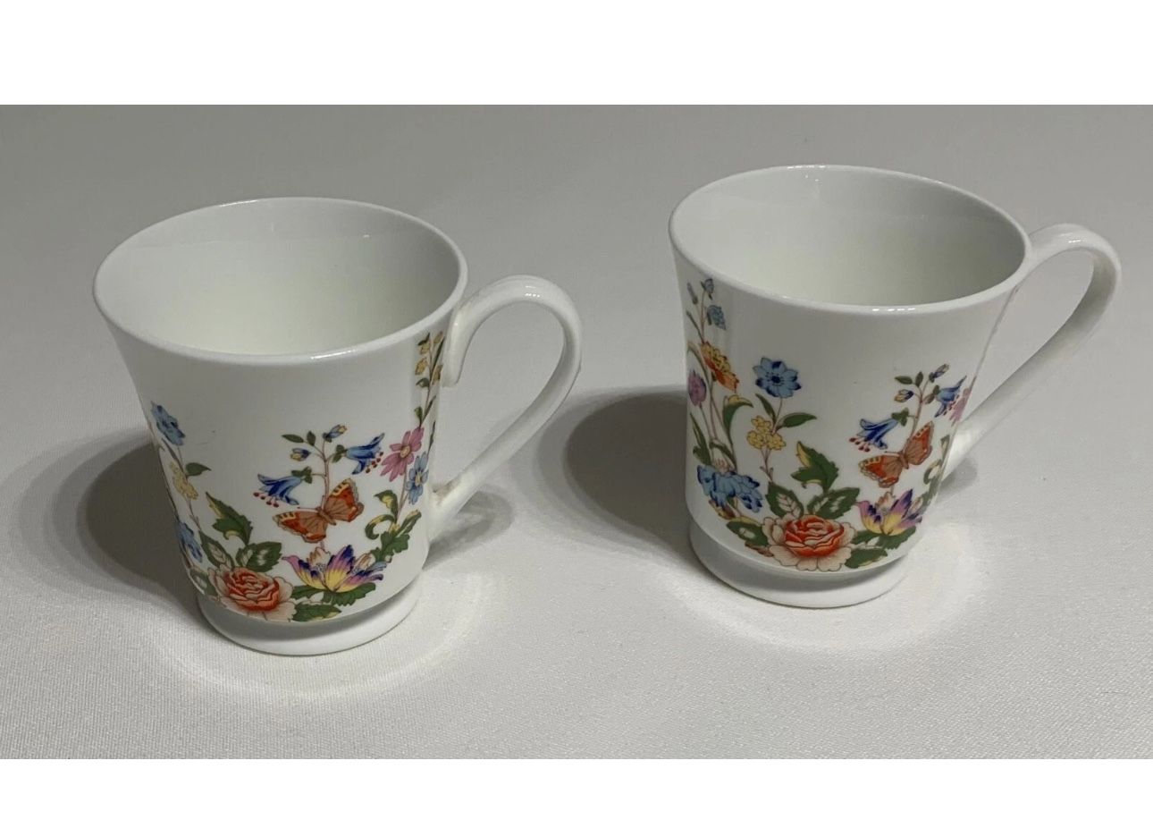 Aynsley Fine Bone China, Made In England Cottage Portrayal Of The Flora of English Cottage Garden