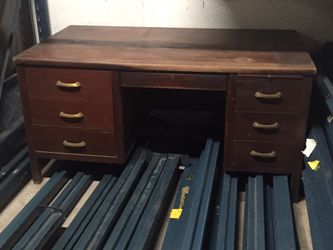 Vintage Executive Desk. Nice solid hard wood w/ drawers.