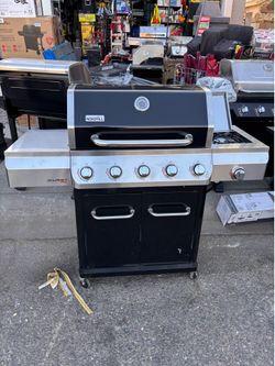 Gourmet Pro 5-Burner Propane Gas Grill with Side Burner and Griddle Max Insert in Black