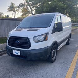 2017 Ford Transit 150 Van Low Roof