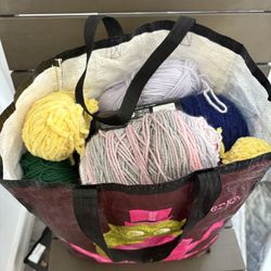 Yarn & yarn scraps 