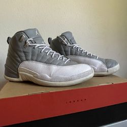 Air Jordan Retro 12 Stealth