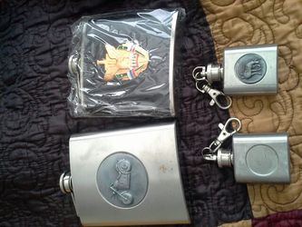 4 pc stainless steel Flask set new