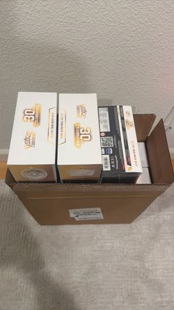 Pokémon 🥇 30th Anniversary ETB 🎉🔥