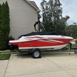 2021 Bayliner VR5