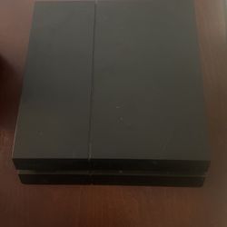 Ps4 With 2 Controllers 