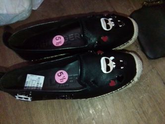 Karl lagerfeld slides
