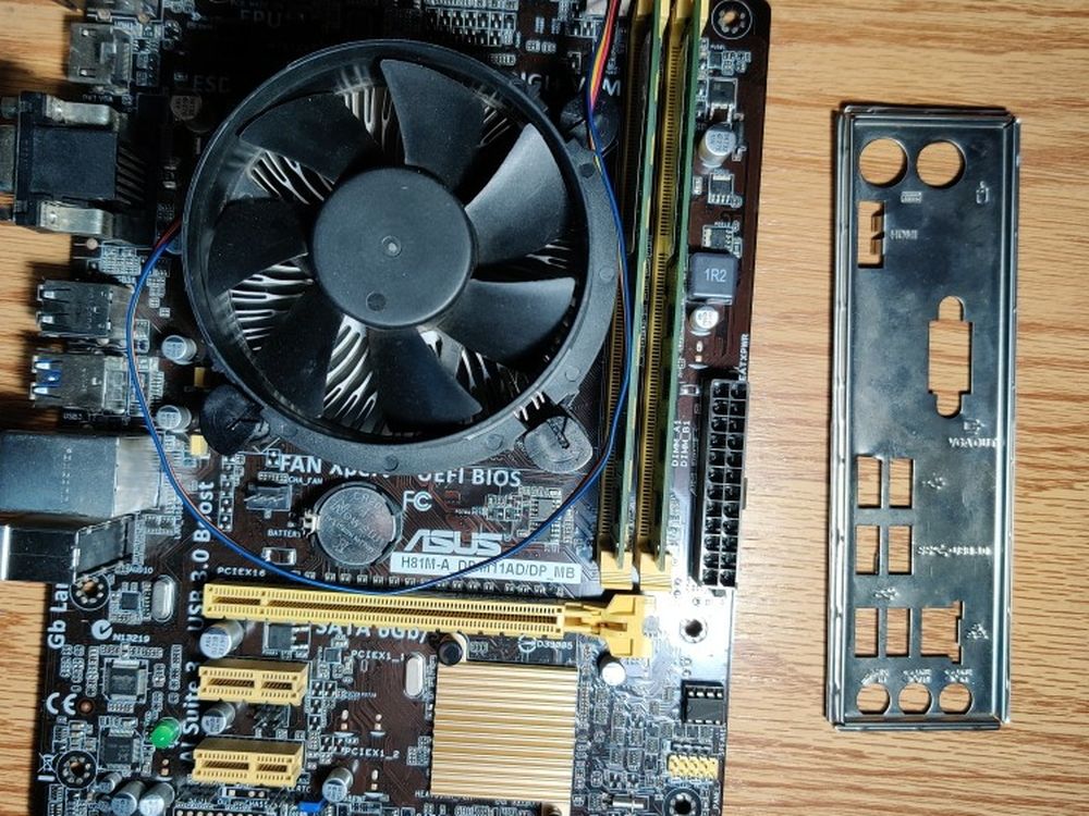 i5 4440 + Asus H81 Matx + 8gb ddr3 (On Hold)