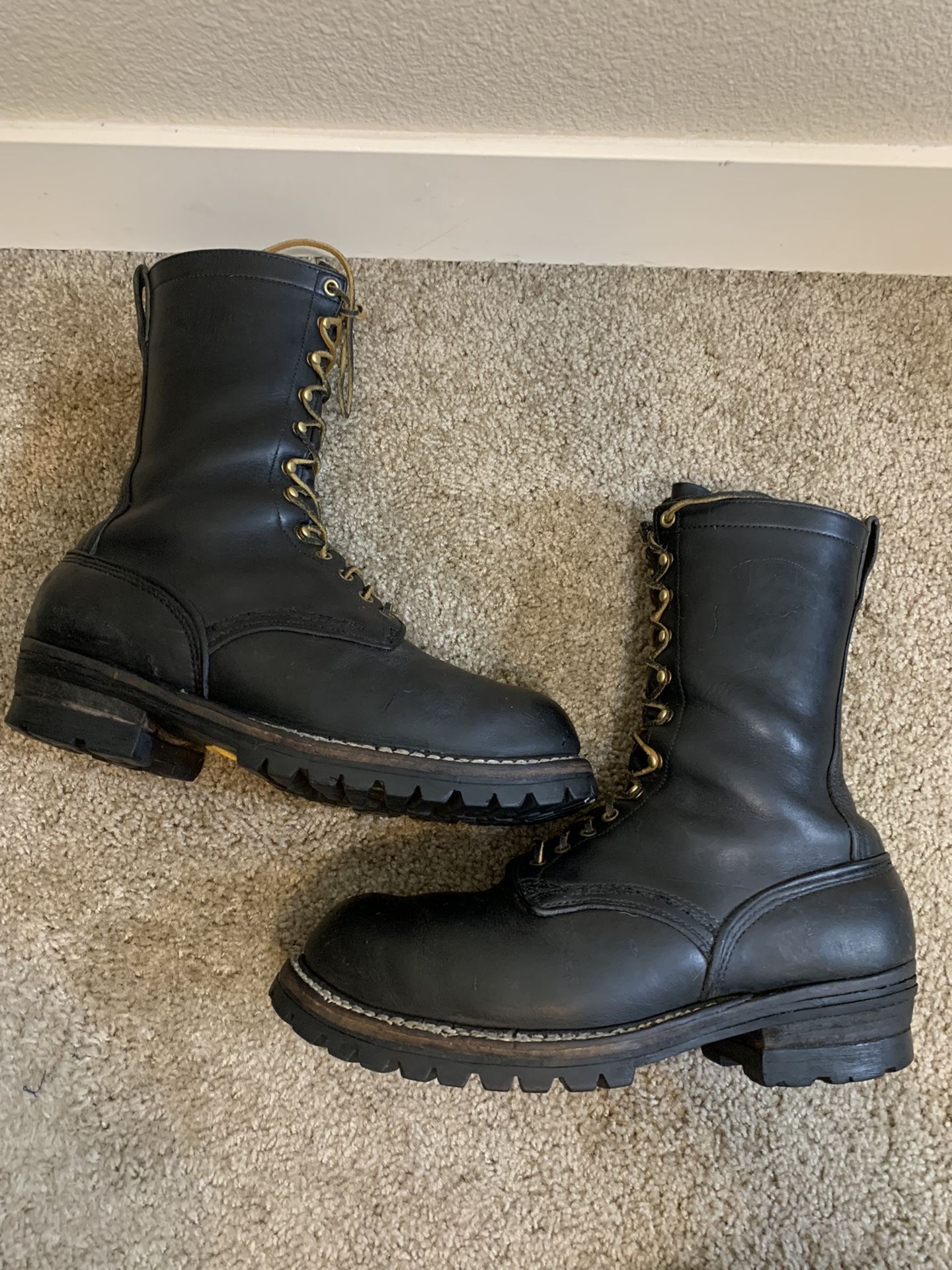 10.5 White’s Smoke Jumper Boots