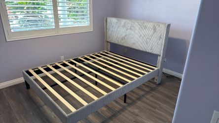 Bed frame, mattress size 79” x 58.75”