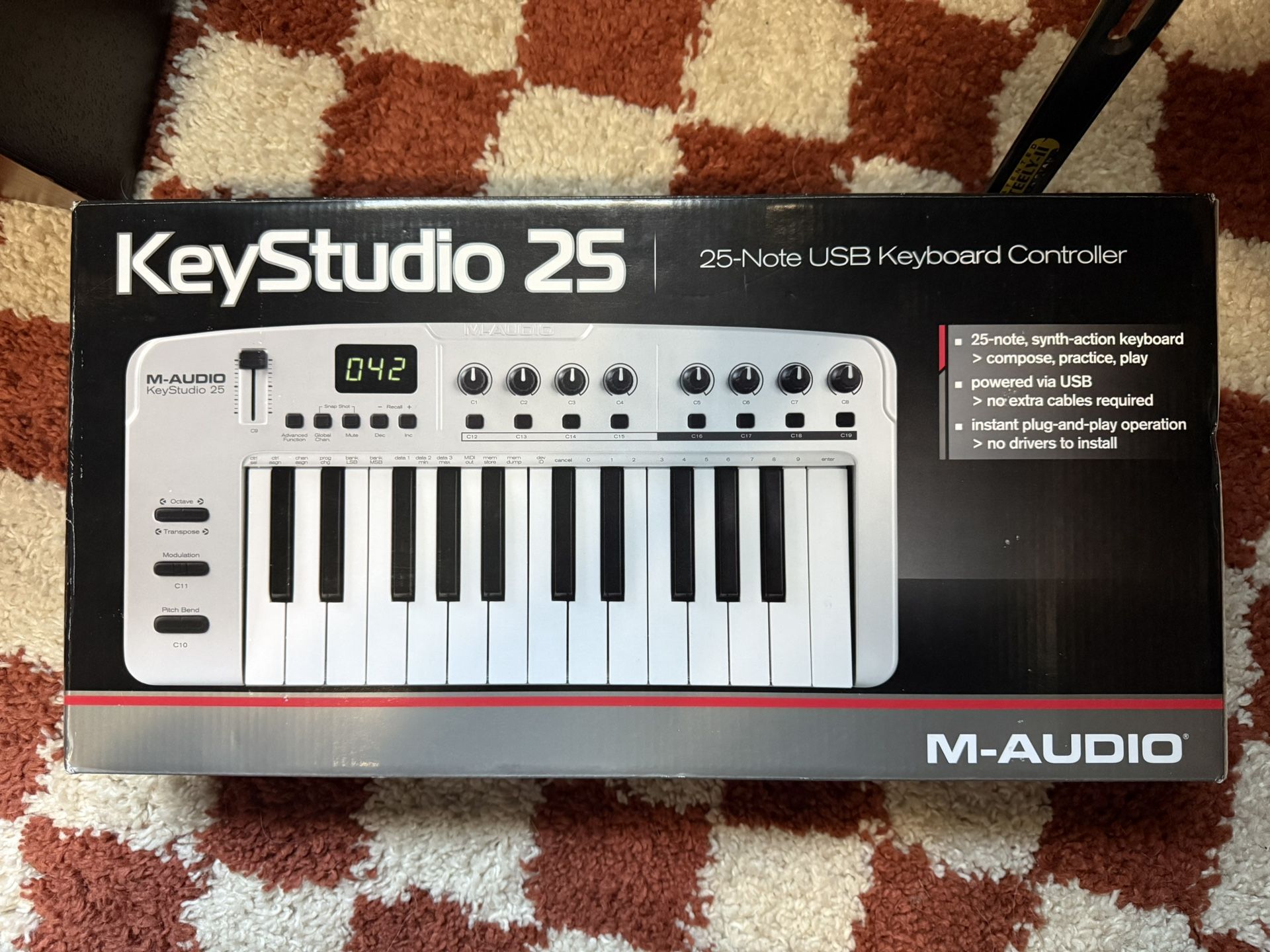 M-Audio KeyStudio 25