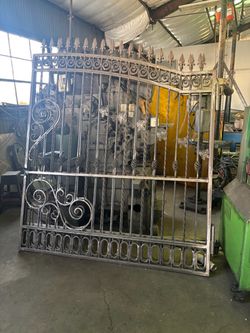 Fencing  Gates