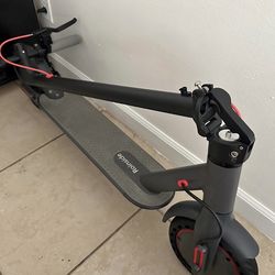 Electric scooter