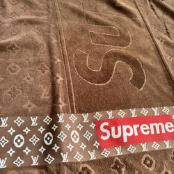Louis Vuitton X Supreme beach towel