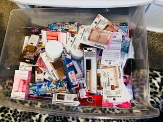 Makeup stash declutter deals