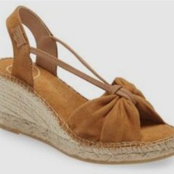 Brand New Toni Pons suede espadrille wedge sandal Size 7.5