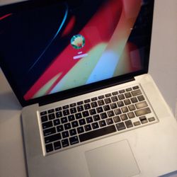 MACBOOK PRO LAPTOP WORKING FINE Big Sur  OS 