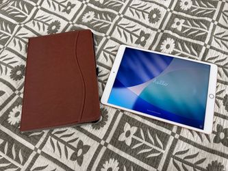 Apple iPad Air 3 (10.5-inch) - 64GB - Gold - Wi-Fi Only